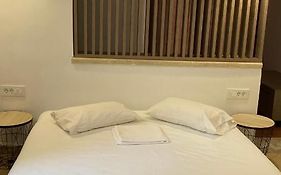 Emerald Suites
